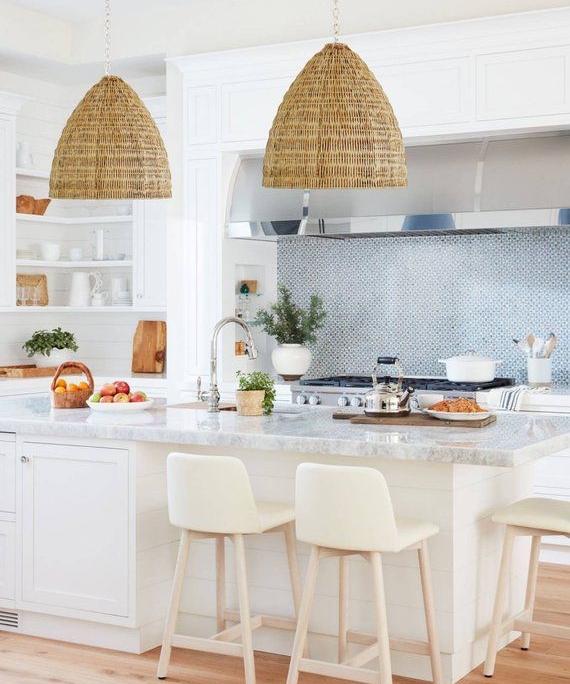 BASKET-WOVEN-PENDANT-LIGHTING-KITCHEN