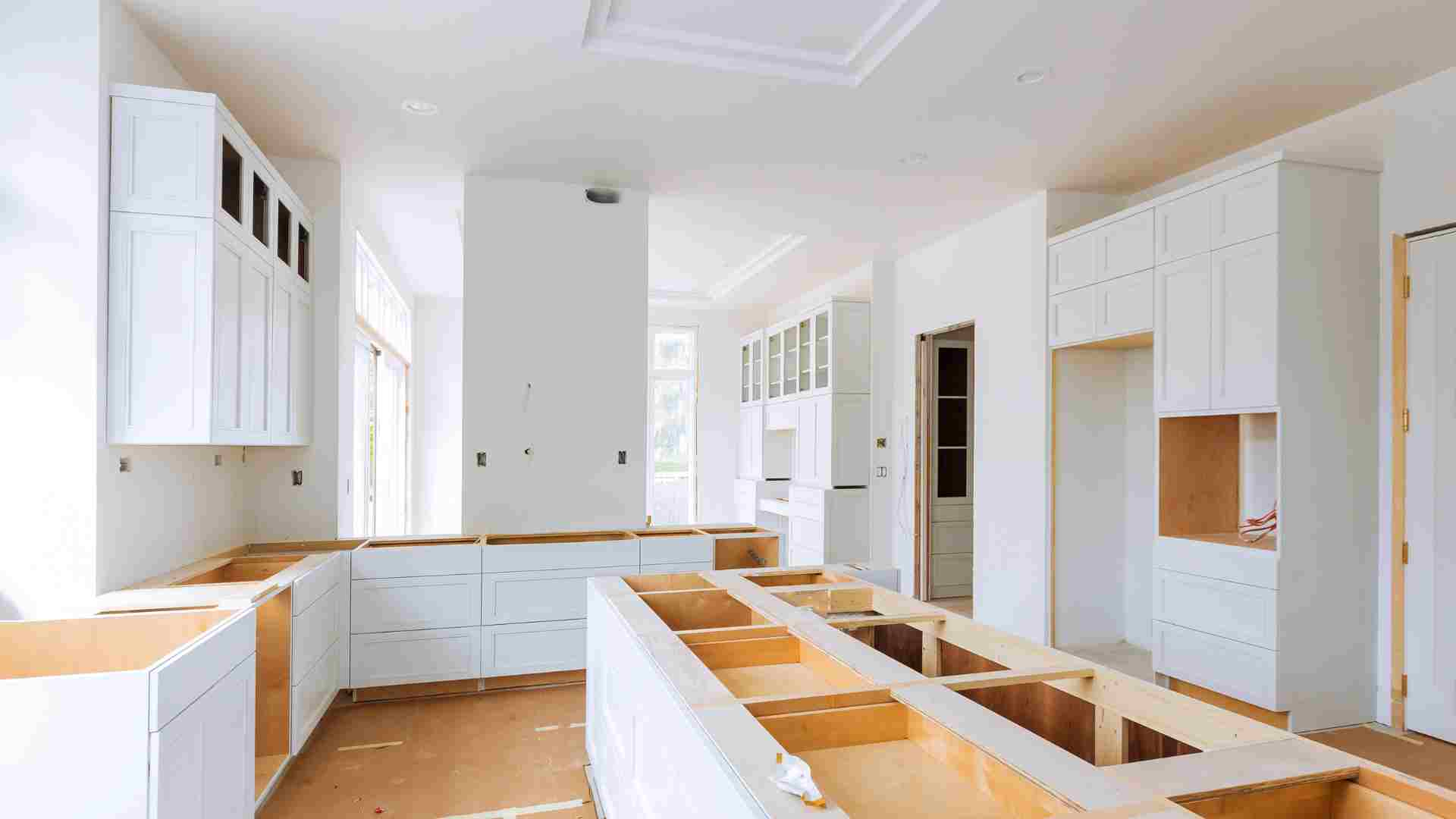 Montreal Kitchen Cabinets: What to Consider When Choosing Kitchen Cabinets